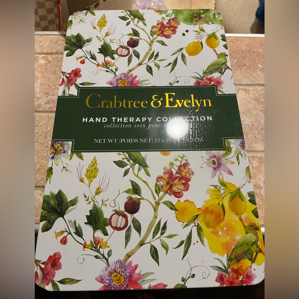 Crabtree & Evelyn Floral Hand Therapy Set